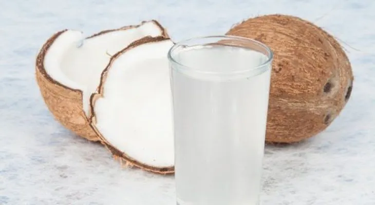 6 bebidas más saludables que el agua
