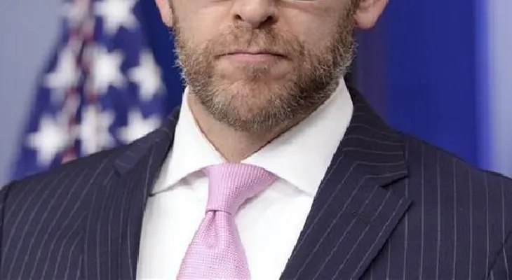 Obama anuncia la dimisión de su portavoz, Jay Carney