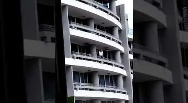La trágica caída de una mujer de piso número 27