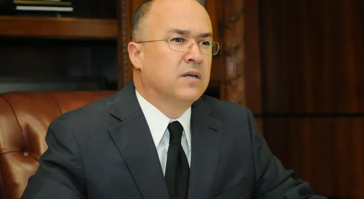 Procurador instruye pedir prisión contra fiscal por faltas graves