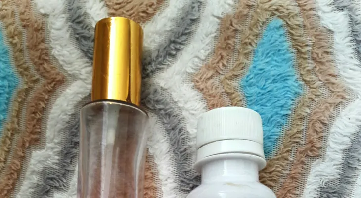 Un facial con agua de rosas y coco para una piel radiante que nunca olvidará