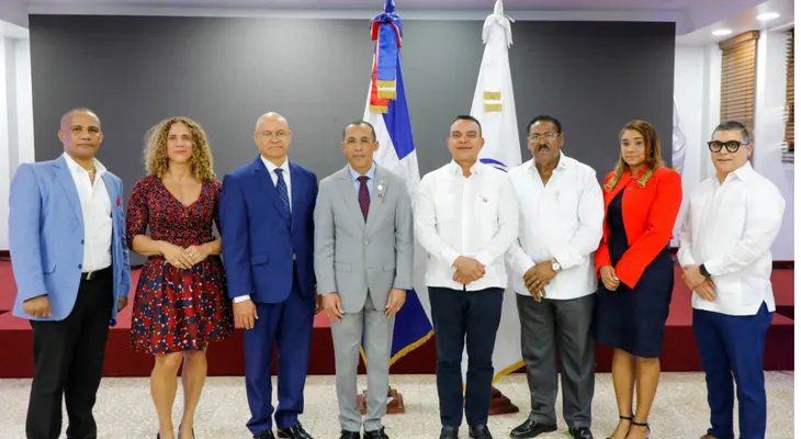 Contraloría lanza sistema para fortalecer control hospitalario