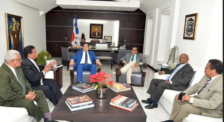 Miembros suplentes JCE intercambian opiniones con Rubén Maldonado sobre Reforma Electoral y Ley de Partidos
