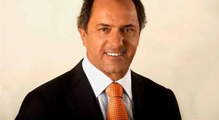 Scioli agrega promesas para conseguir votos
