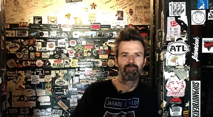 #ZonaPOP | "Vivir es urgente": el consejo de Pau Donés de Jarabe de Palo