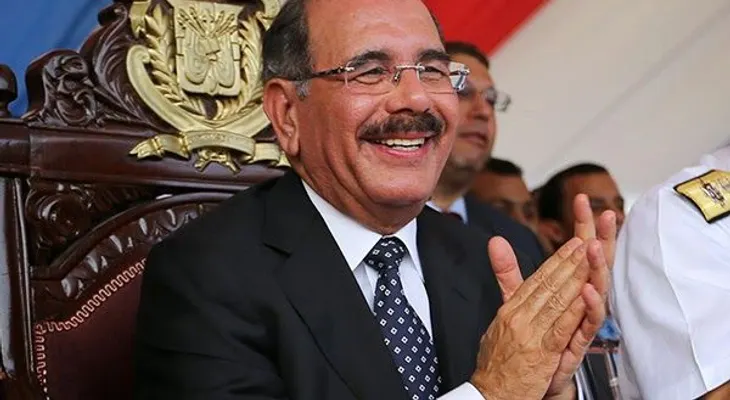 Medina devuelve al Senado la ley de Loma Miranda