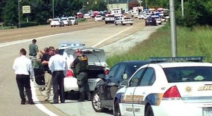 Un hombre armado atacó un centro de reclutamiento militar en Tennessee, Estados Unidos 
