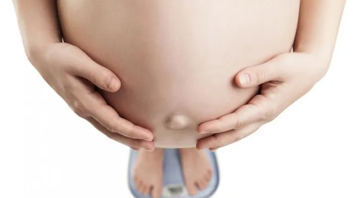  Aumento de peso en embarazo precoz puede aumentar riesgo de obesidad 