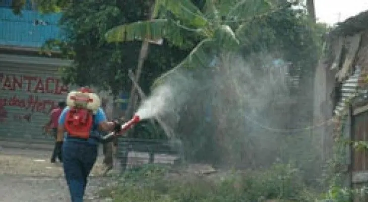 Gobierno continúa jornada contra el dengue en Monte Plata