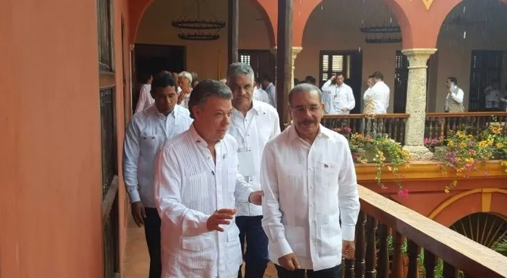 Danilo Medina: Nos unimos a la enorme alegría por triunfo de paz en Colombia