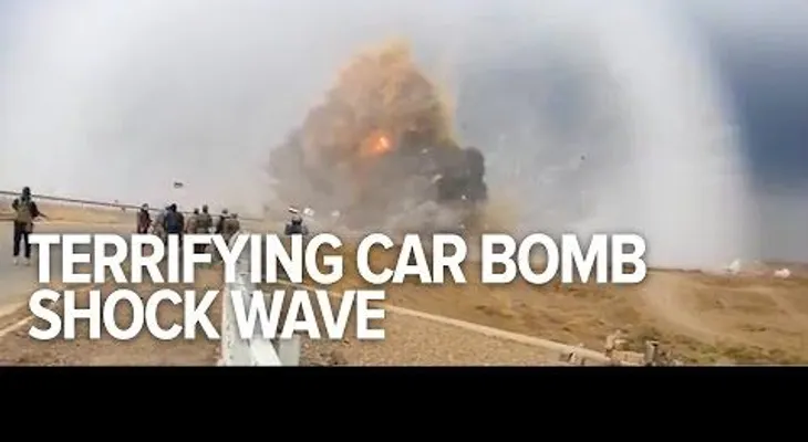 Terrible VIDEO de la explosión de un cochebomba con un terrorista suicida