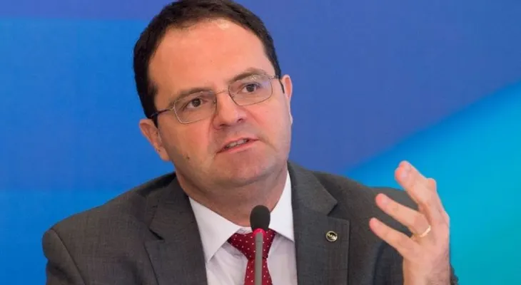 Ministro de Hacienda brasileño reitera que no hay base legal para enjuiciar a Rousseff