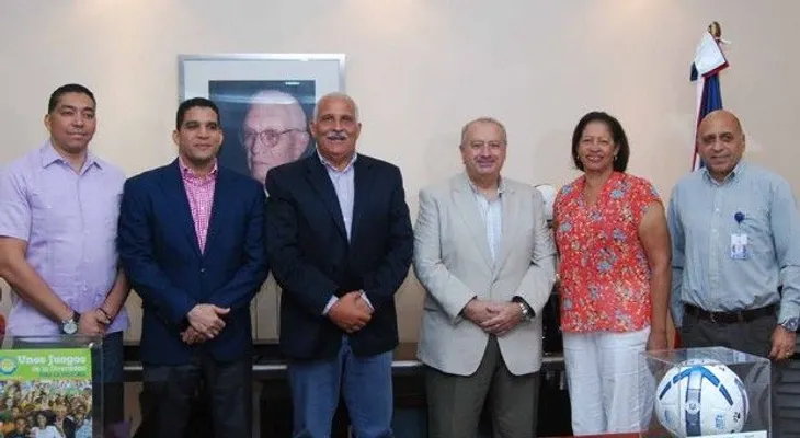 Presidente FIBA y Ministerio de Deportes firman acuerdos