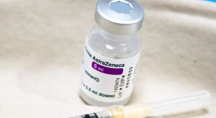 Costa Rica aprueba vacuna de AstraZeneca sin límite de edad desde los 18 años