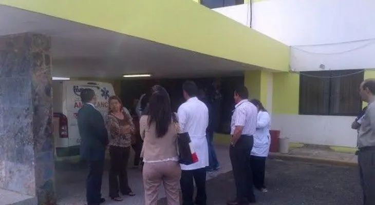 Inician paro por 48 horas en hospital de Moca
