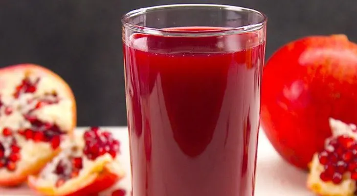Jugo de granada para limpiar las arterias, bajar la presión arterial y normalizar el colesterol