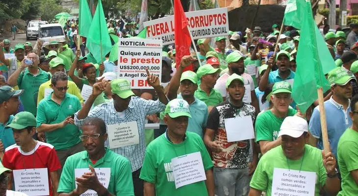 Cristo Rey se "viste de verde"; dicen hacen falta personas en lista Odebrecth; piden investigar campañas de DM