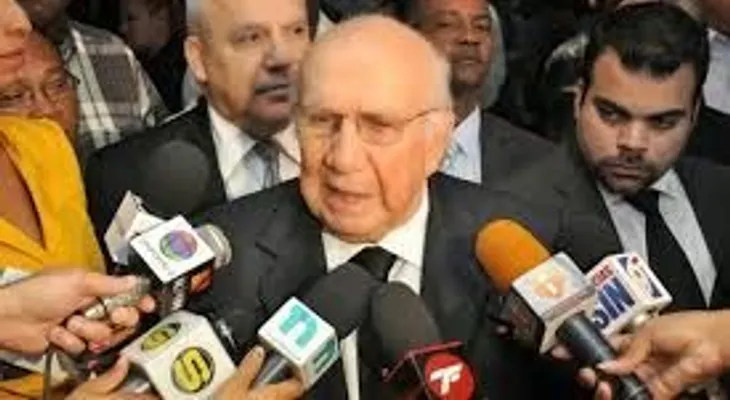 Academia de la Lengua declara a Vincho como "Maestro del Derecho Dominicano"