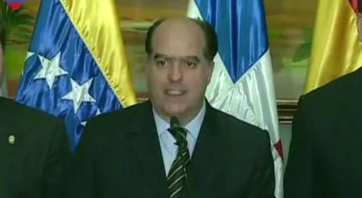 Venezuela: Oposición denuncia que Gobierno allana residencias de Borges y Requesens