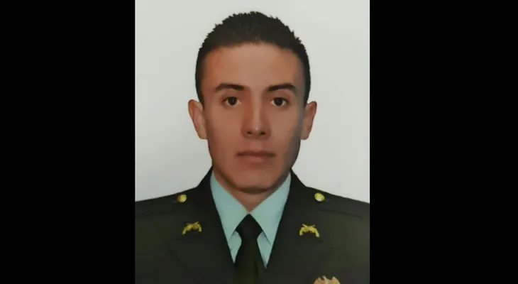 Muere policía que resultó herido en explosión en Bogotá