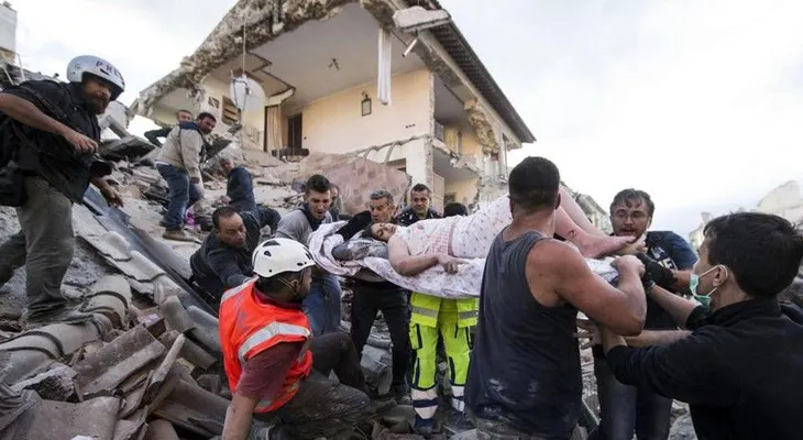 Registradas unas 160 réplicas tras terremoto de 6 grados en centro de Italia