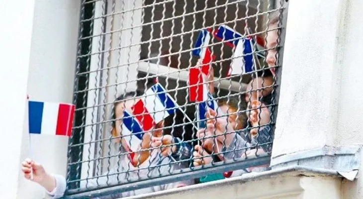 Francia moviliza 10,000 agentes en busca cómplices de ataques