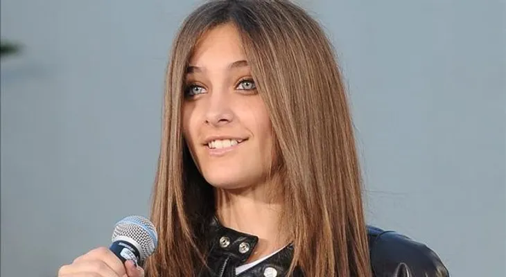 Paris Jackson, hija de Michael Jackson, ingresada tras un intento de suicidio 