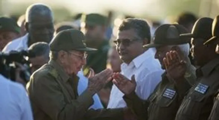 Cuba alerta contra "planes colonizadores" de EEUU