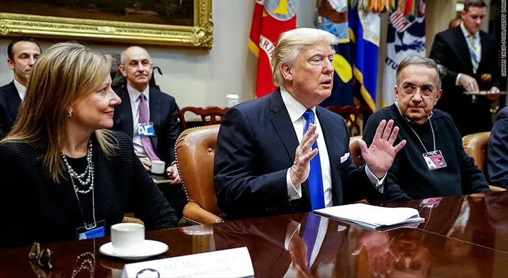 Trump se toma el crédito por la creación de empleos, ¿qué tanto hay de cierto?