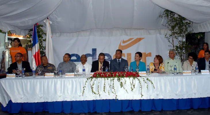Edesur y Cdeee inician trabajos de Rehabilitación de Redes Eléctricas en San Cristóbal