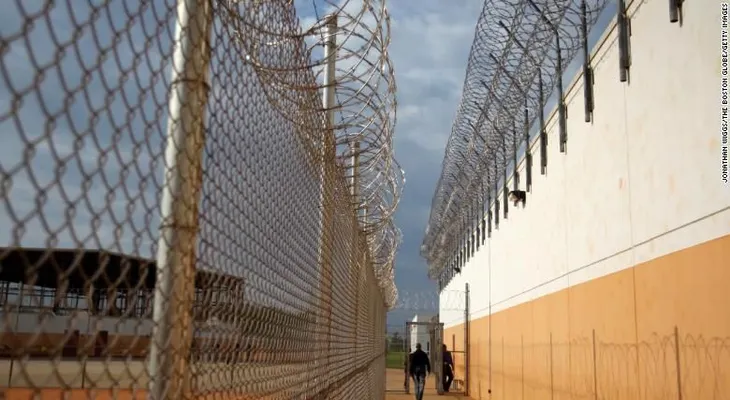 Se habría suicidado mexicano Efraín De La Rosa, de 40 años, detenido y a punto de ser deportado 