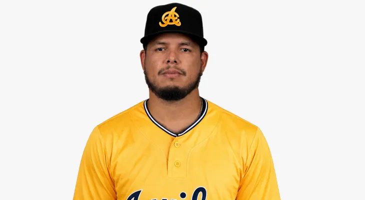 Águilas fortalecen su bullpen con el panameño Sadrac Franco