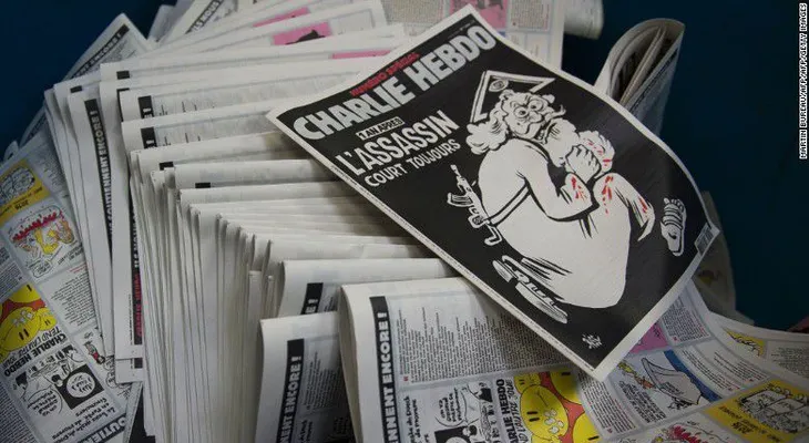 Periódico del Vaticano dice que la portada de aniversario de 'Charlie Hebdo' es una blasfemia