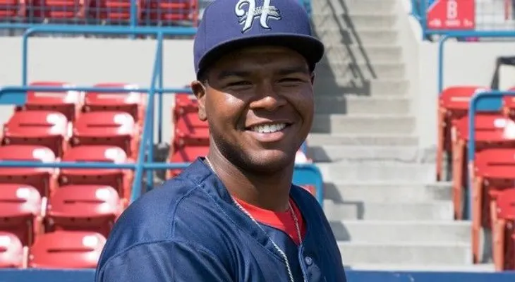 Jugador sucursales de Cerveceros de Milwaukee se declara gay 