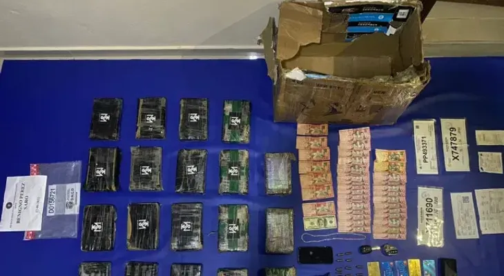 DNCD arresta hombre con 19 paquetes presumiblemente cocaína en SDE