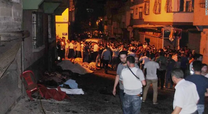 Ataque en una boda en Turquía deja al menos 50 muertos; Erdogan culpa a ISIS