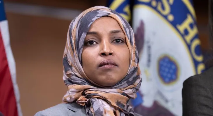 Agentes federales registran la residencia de Ilhan Omar a semanas de las elecciones en Minnesota
