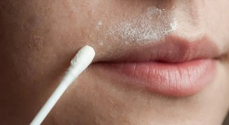 3 soluciones caseras para quitar el vello facial