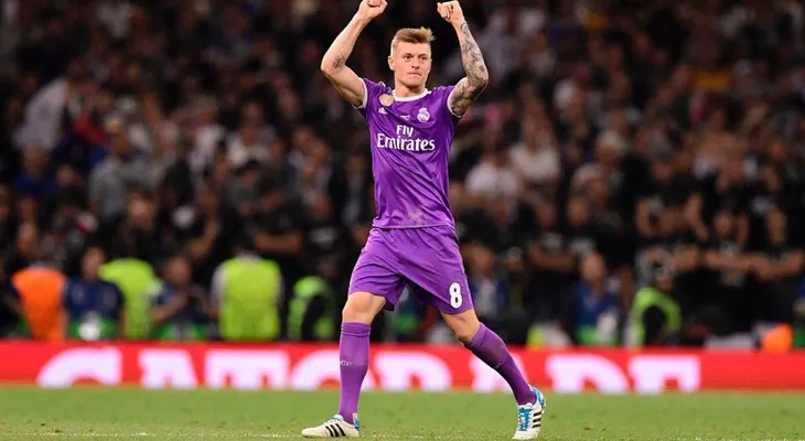 La increíble cifra por la que Toni Kroos subastó la camiseta con la que jugó la final de la Champions League