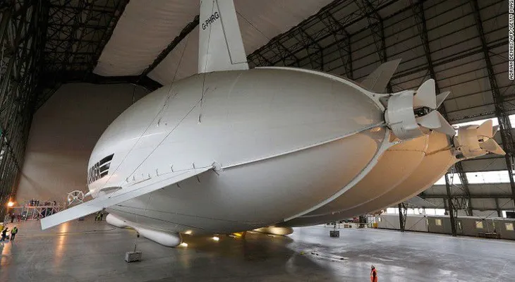 La aeronave más grande del mundo se prepara para despegar
