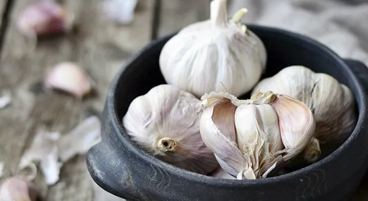 Ocho razones para añadir más ajo en tu dieta