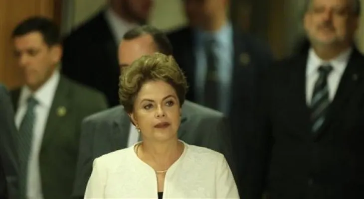 Presidenta de Brasil muestra ligera recuperación en sondeo