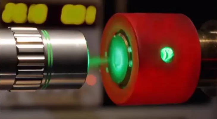 Hallazgo sorprendente: científicos logran llevar el hidrógeno a un nuevo estado (VIDEO)