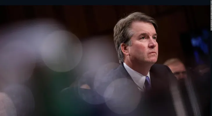 100 barriles de cerveza. Una estríper. Fiestas salvajes. Un compañero de Kavanaugh detalla su último año en la secundaria