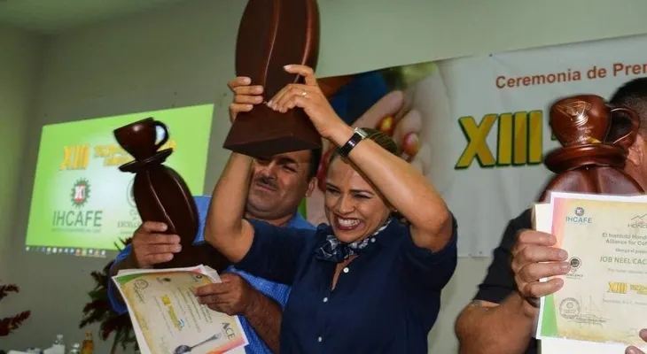 Café hondureño, con aroma a récord de excelencia mundial