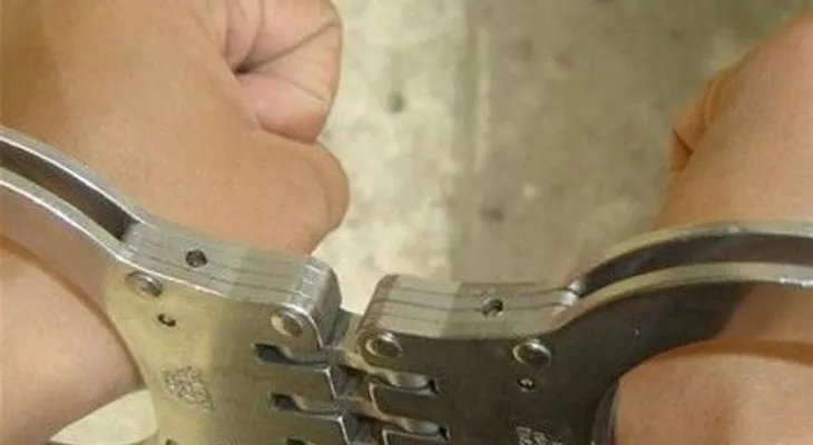 Condenan dominicana acusada de robar vehículo y manejar drogada en NY