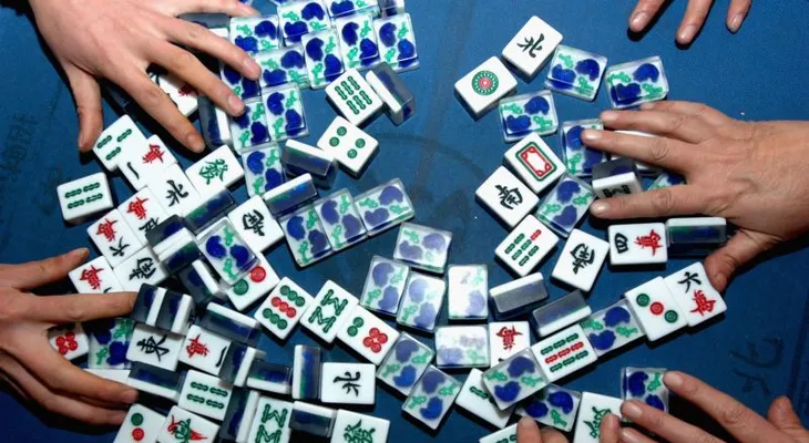 El mahjong vive un auge en Estados Unidos con clubes exclusivos y un debate sobre apropiación cultural