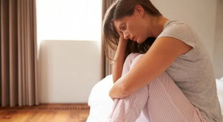 6 hábitos diarios que te pueden causar depresión