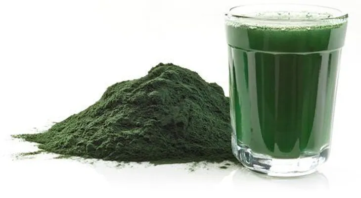 Beneficios del alga chlorella y efectos secundarios