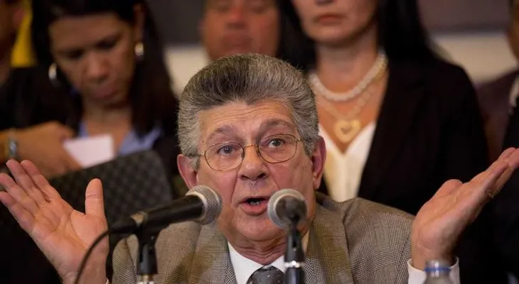 Allup afirma  que Maduro busca un golpe
